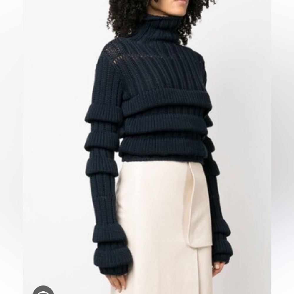Quira Cropped Sweater